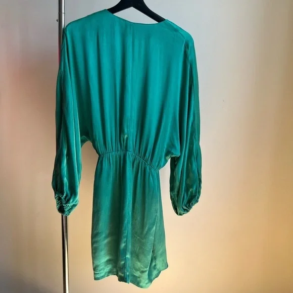 & other Stories Green Classic Midi Dress with Long Sleeves in Size 4 - Picture 2 of 8